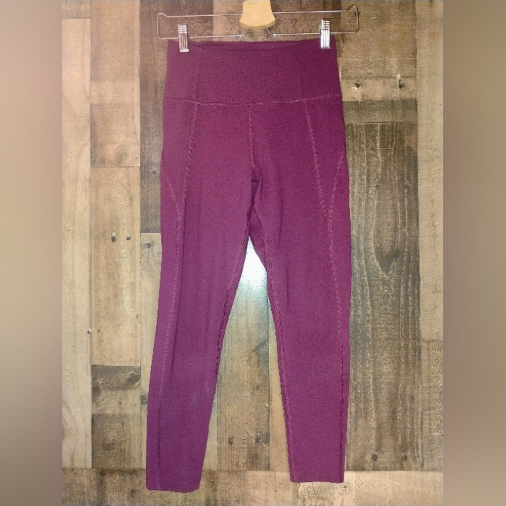 Girlfriend Collective Plum Compressive High-Rise Stretch Leggings  Sz. Small